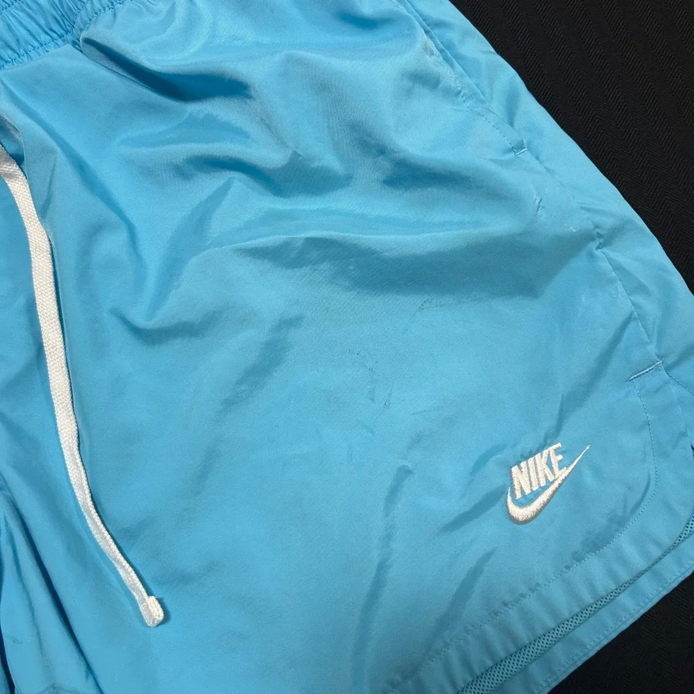 Nike Mens XXL Light Blue Mesh Lined Swim Trunks Shorts Embroidered Logo